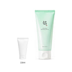 15ml sample tube next to the full-size Beauty of Joseon Green Plum Refreshing Cleanser 100ml tube