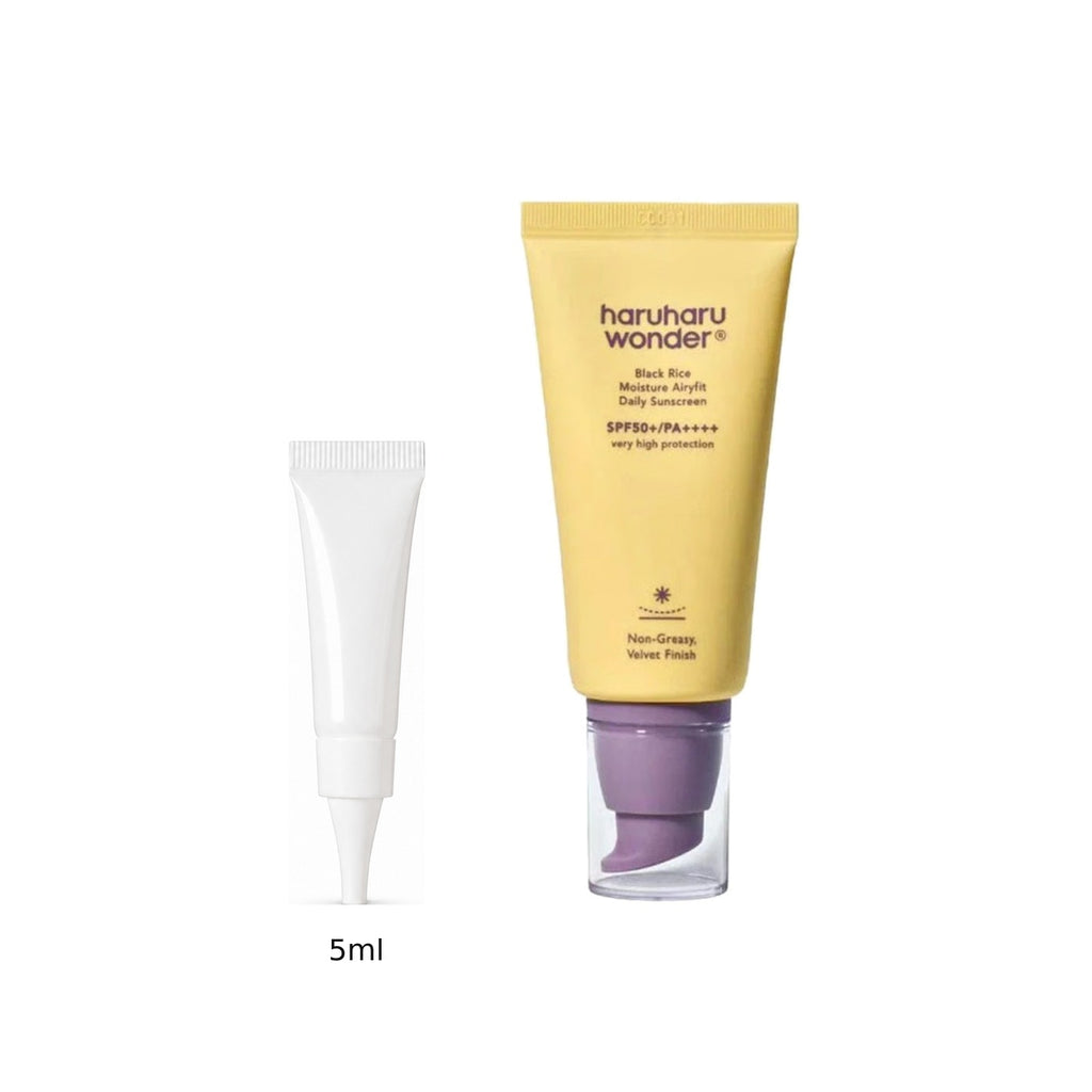 5ml sample tube next to the full-size Haruharu Wonder Black Rice Moisture Airyfit Sunscreen 50ml tube
