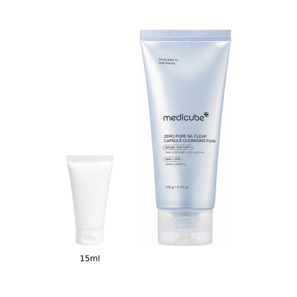 15ml sample tube next to the full-size medicube Zero Pore SA Clear Capsule Cleansing Foam 120ml tube